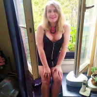 RoxanneFrenchTrans's Profile Pic