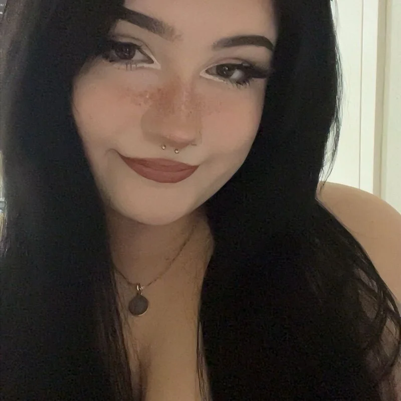 vvioletkittyy profile photo