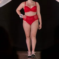 Профилна снимка на Sarahmisty