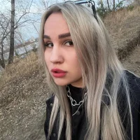 juicypeachgirl's Profile Pic