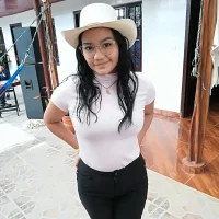 ShopieKiss's Profile Pic