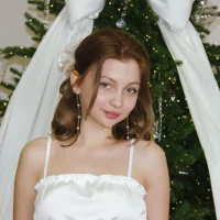 Gambar Profil Molly_Mavis