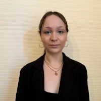 LinsLo's Profile Pic