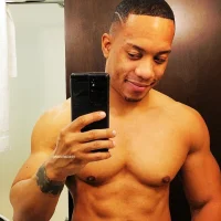 MuscleDick01's Profile Pic