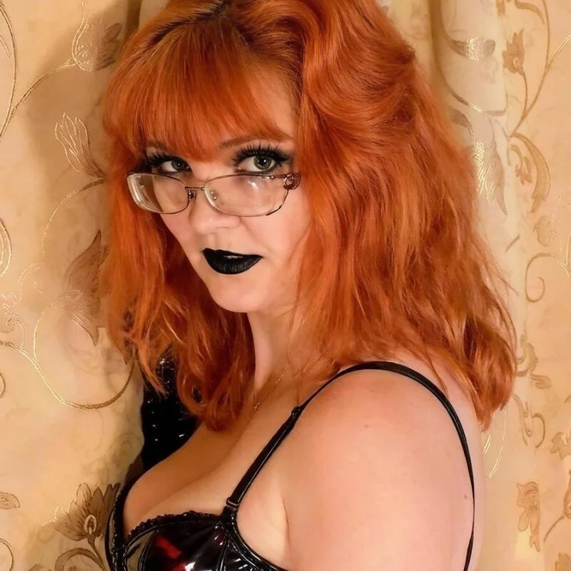 Eve_Milf