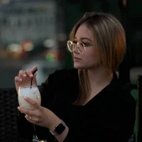 ElisBarret's Profile Pic