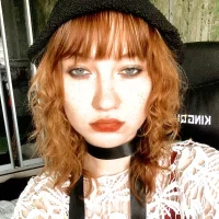 Rosee_Velvett Gambar Avatar