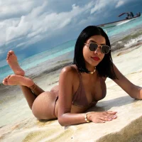 NaomiKlarc's Avatar Pic