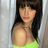 LolaSparks' Avatar Photo