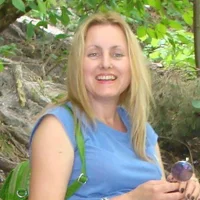 PaulinaRaya's Profile Pic