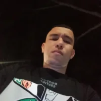 Yumbo15's Profile Pic