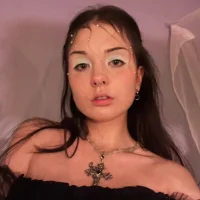 anishaaa77's Offline Chat Room