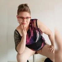 รูปอวาตาร์ของ Leah_R