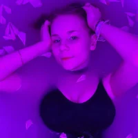 WillaSkinner's Profile Pic
