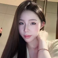 Huihui-06's Profile Pic
