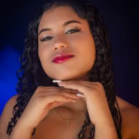 Leslie_15's Avatar Pic