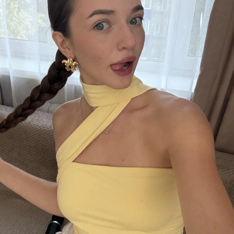 zonialova