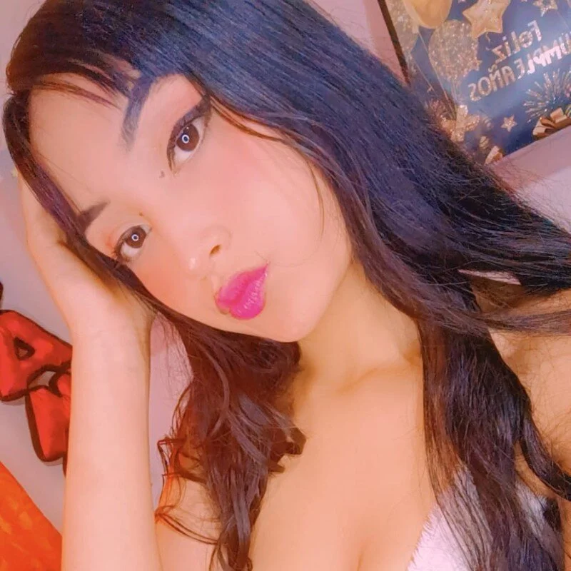 alaia-mischievous-girl Stripchat profile image