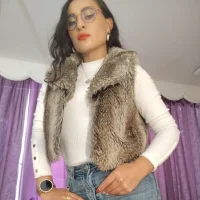 Coral_Gibson's Avatar Pic