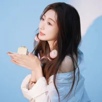 xiaoying1314 Φωτ, Προφίλ