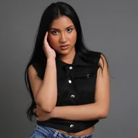 emy_rivers_'s Profile Pic