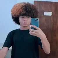 Alexiis_Etereo Adlı Modelin Avatarı