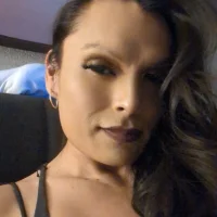 junebuggin13's Profile Pic