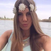 DorinaShy's Profile Pic