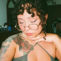 indira_wells, Stripchat webcam model