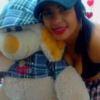 yaritza77's Profile Pic