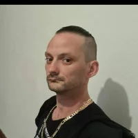 MichaelgabyMichel's Avatar Pic