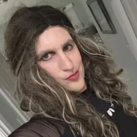 JenniXXXcd's Profile Pic