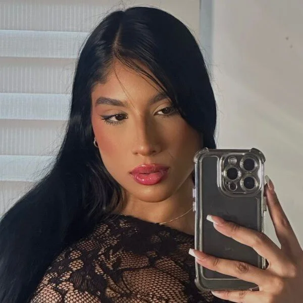 Little_michiko Stripchat profile image