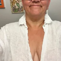 Thesilverfoxandhisslut's Profile Pic