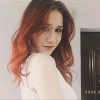 NickiKisinger Adlı Modelin Avatarı