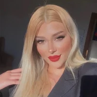 model_kayras profilbillede