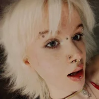 Mia_WaterFall's Avatar Photo