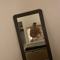 Mic-Hot_e's Avatar Pic