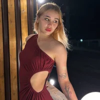 รูปโปรไฟล์ของ JuliannaBrice