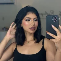 Violett_11 অবতার ছবি