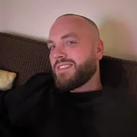 hairysubbottomboy's Avatar Pic