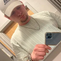 รูปโปรไฟล์ของ hawkyyy71222