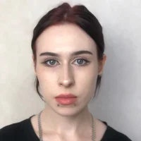 Gambar Profil CarolineLamb