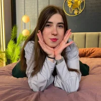 April_Voice's Profile Pic