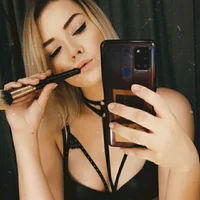 AnnaPotss's Profile Pic