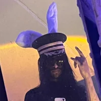 dangelosinzhz's Avatar Pic