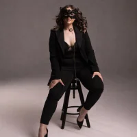 IssadoraQueen's Profile Pic