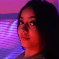 EmmaDembersのプロフィール写真