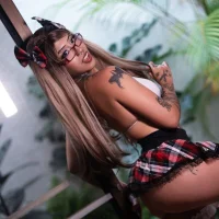 julimonroe_'s Avatar Pic