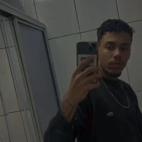 lz045's Profile Pic
